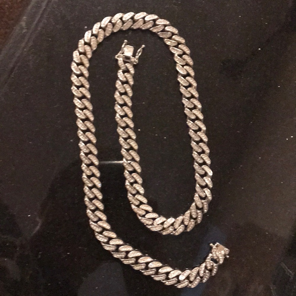 Stainless steel Cuban link chain